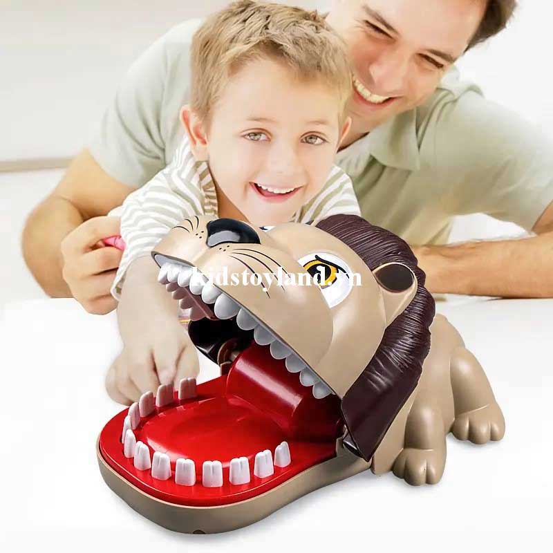 Đồ Chơi Khám Răng Sư Tử Cắn Tay - Ảnh 12