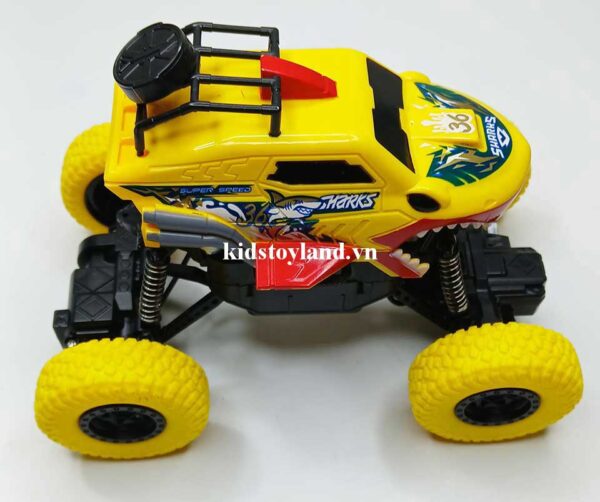 Hộp Đồ Chơi Xe Địa Hình Điều Khiển Từ Xa Hình Cá Mập WL130B - Ảnh 3